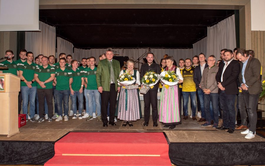 Ehrungen mit Fußball